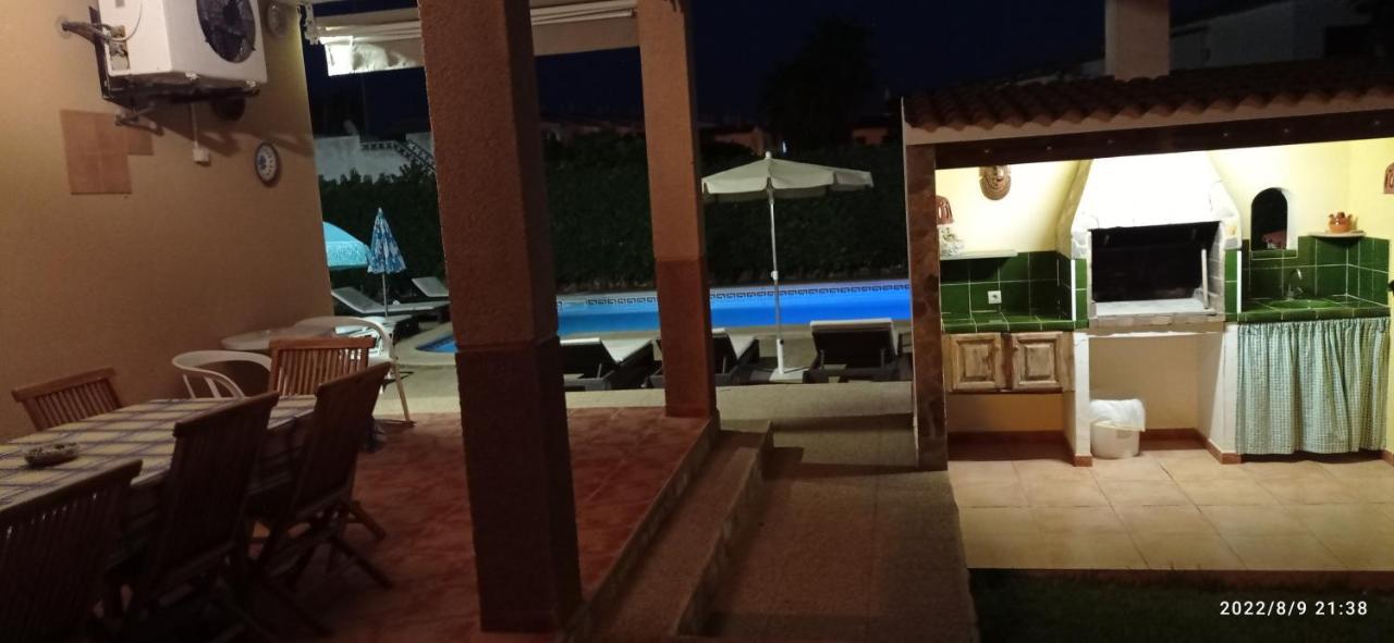 Villa Sirena カラ・エン・ブラネス エクステリア 写真
