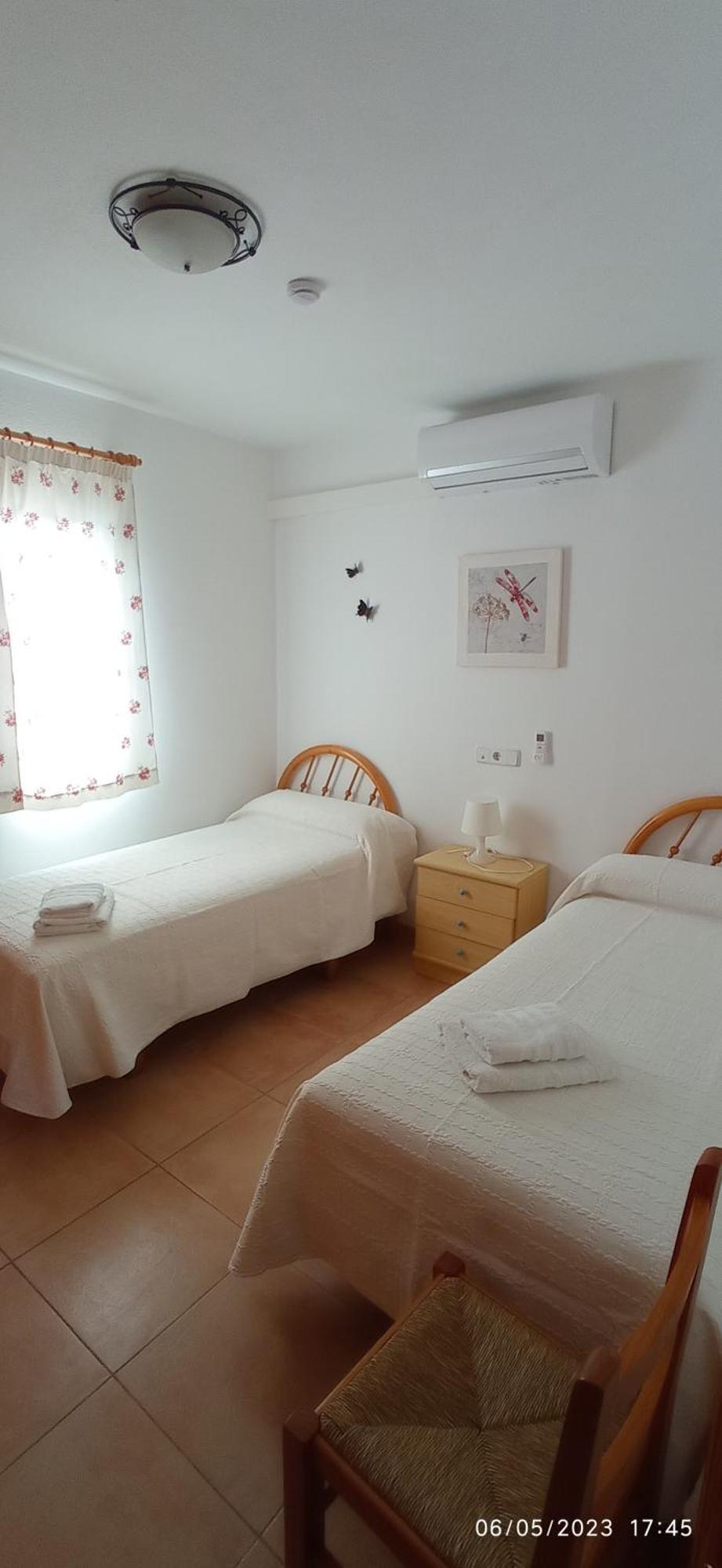 Villa Sirena カラ・エン・ブラネス 部屋 写真